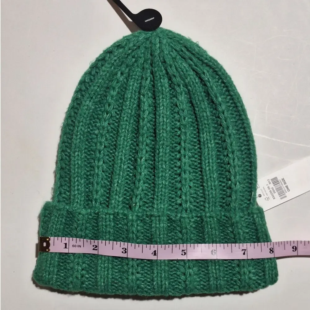 NWT Old Navy Beanie Women's OS Green Lightweight Ribbed Cuffed Cozycore Outdoors - Picture 5 of 8